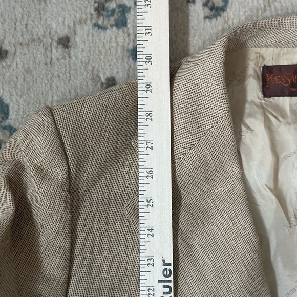 Yves Saint Laurent tan and cream linen blazer - Picture 4 of 6